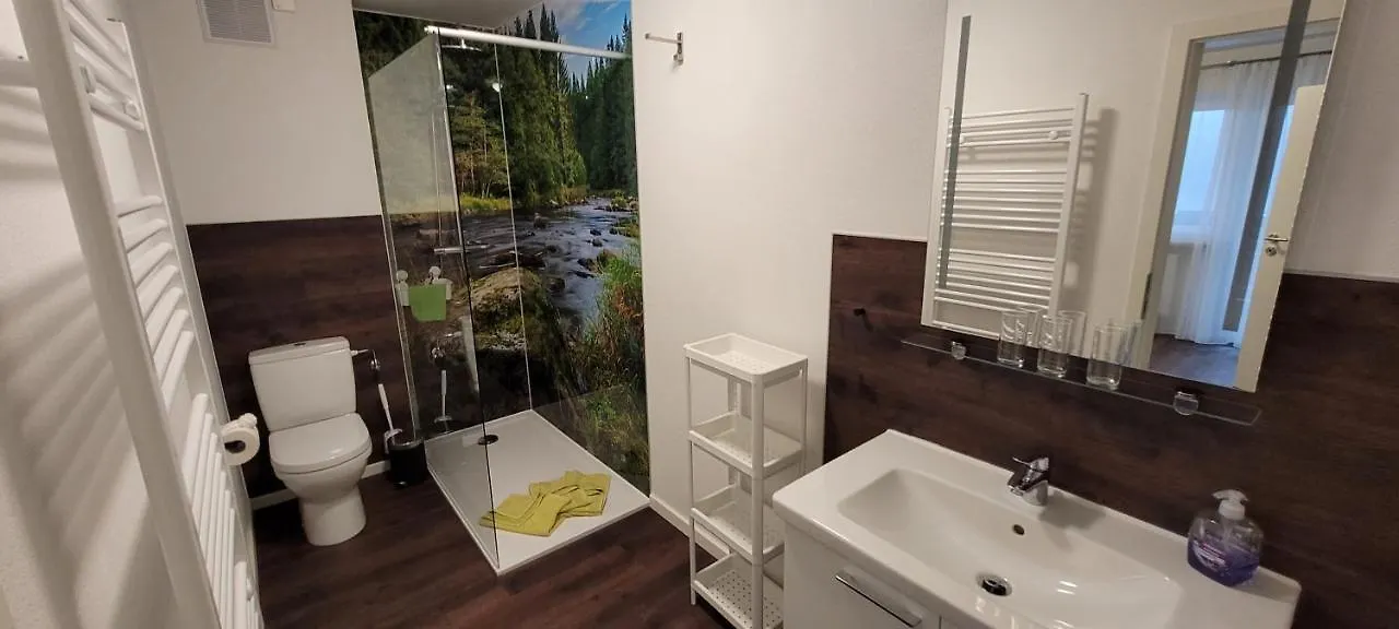 Bayvista Lodge, Apartments Und Studios Lam