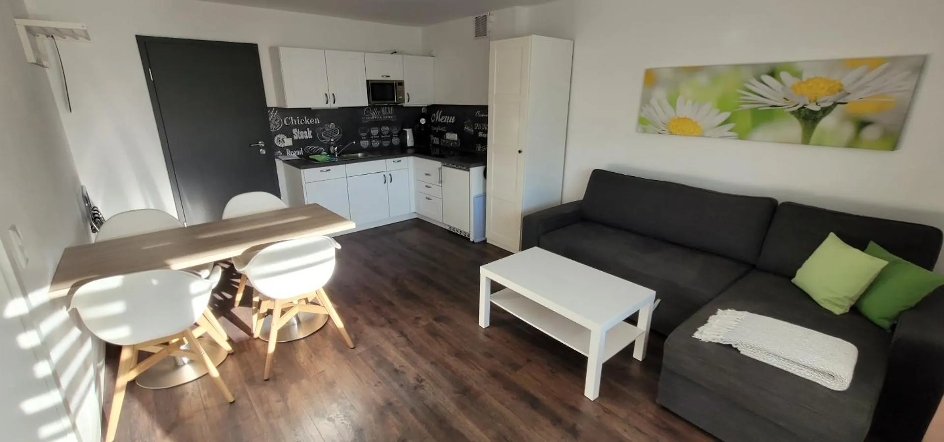 Bayvista Lodge, Apartments Und Studios Lam