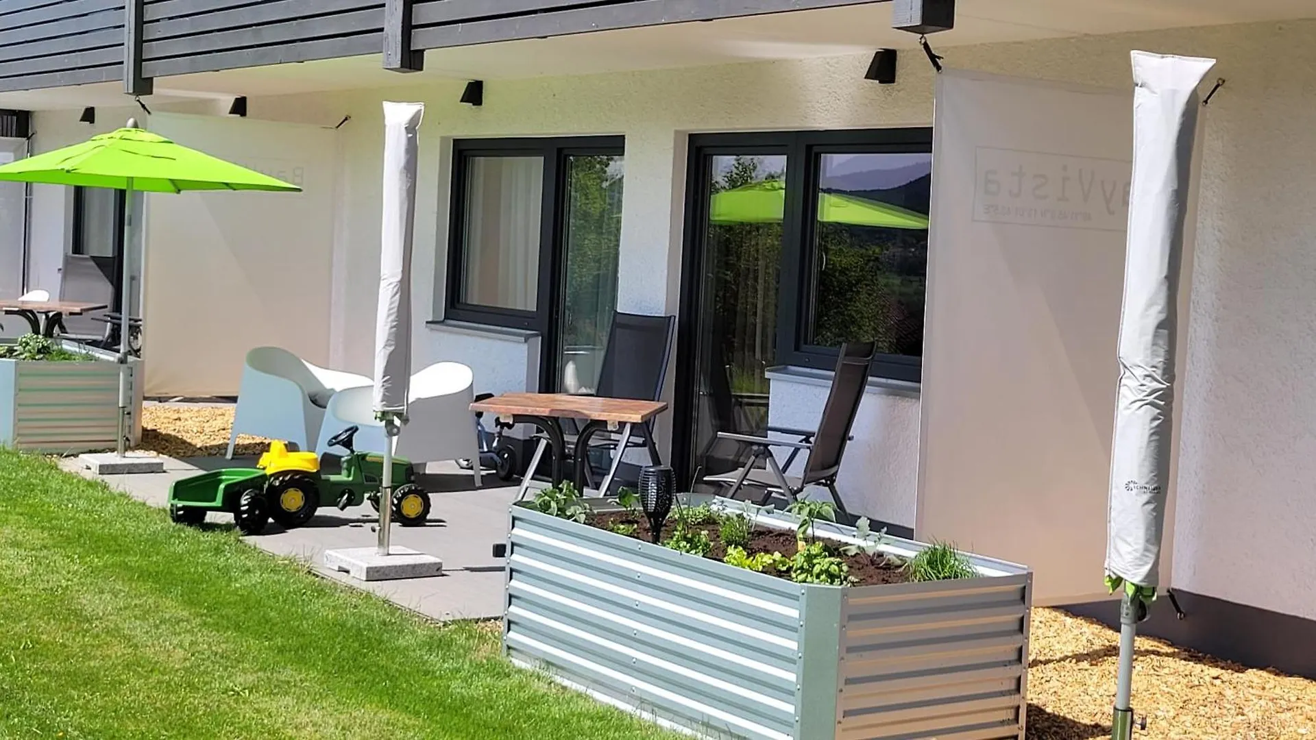 Bayvista Lodge, Apartments Und Studios Lam