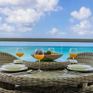 Azure Residences Appartement Palm Beach