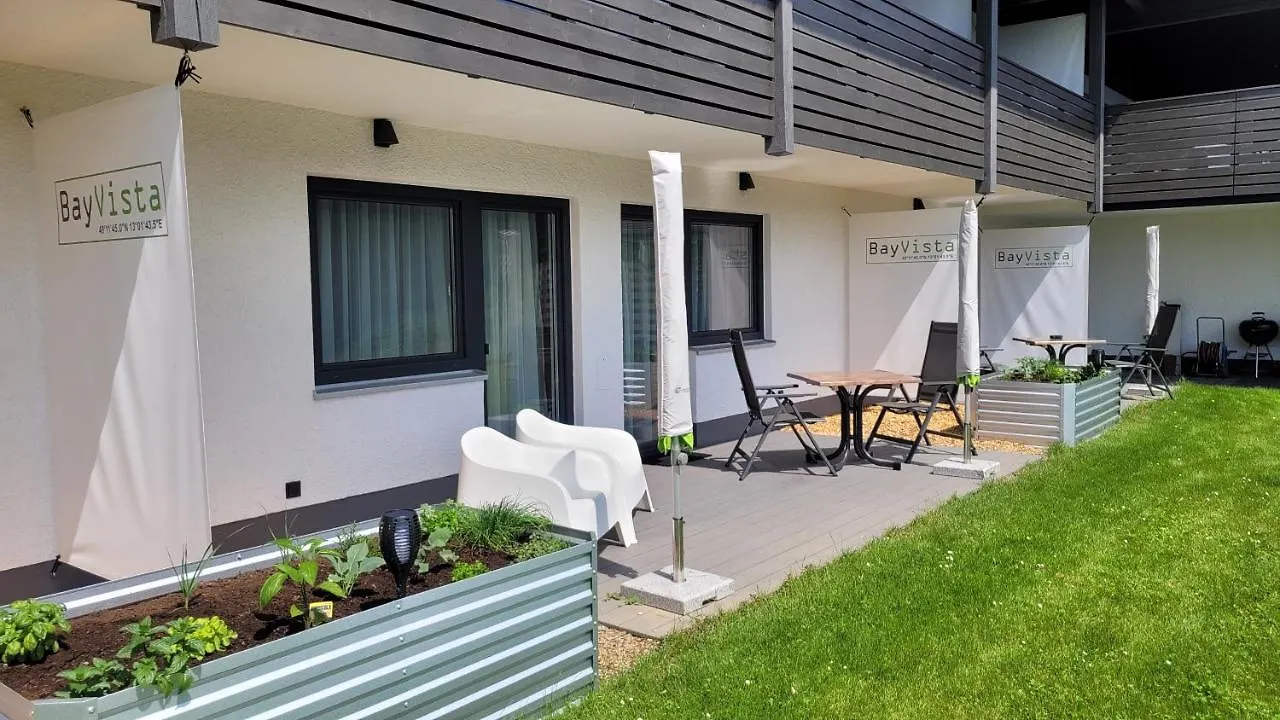 Bayvista Lodge, Apartments Und Studios ラム