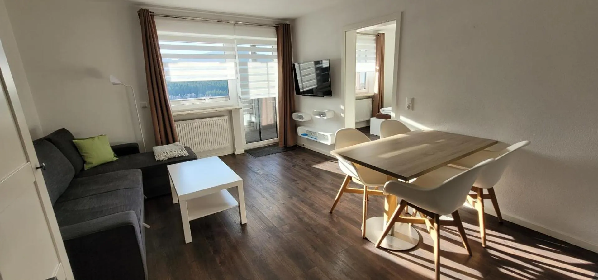 Bayvista Lodge, Apartments Und Studios ラム